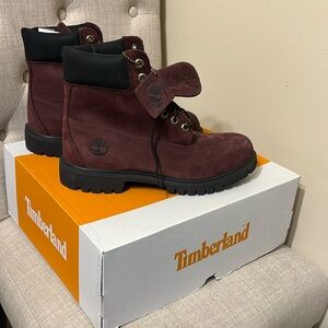 NEW TIMBERLAND BOOTS